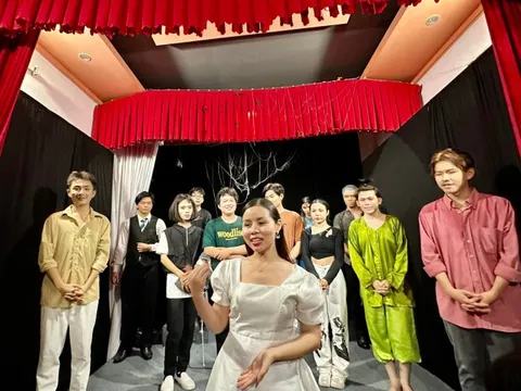 Kịch cà phê Tikey thu hút giới trẻ