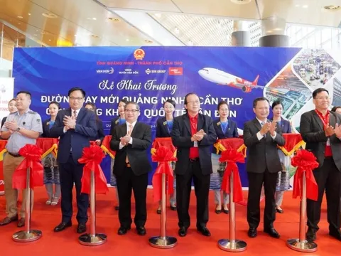 Khai trương đường bay đầu tiên kết nối Cần Thơ - Quảng Ninh