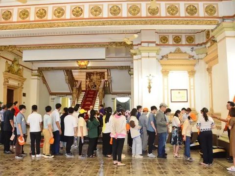 Du lịch TP HCM thu hơn 51.000 tỉ đồng trong 4 tháng