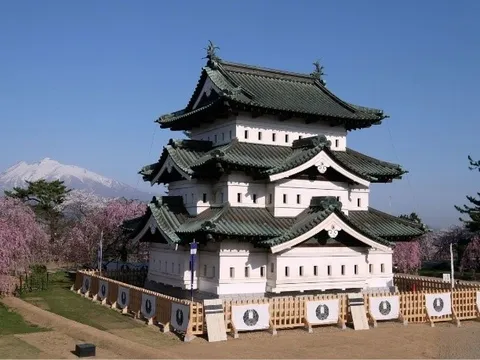 13 lâu đài nguy nga nhất Nhật Bản