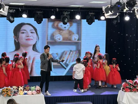 Nhạc sĩ Nguyễn Văn Chung ra mắt dự án "Cùng con tập hát"