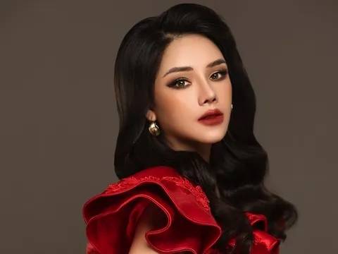 Á quân Thần tượng Bolero Tô Ngọc Hà gây bất ngờ với "Mùa hè bỏng cháy"