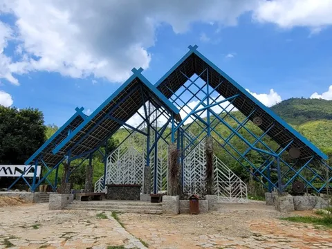 Lâm Đồng: Chính quyền nói gì việc khu du lịch bán vé "trắng" cho khách?