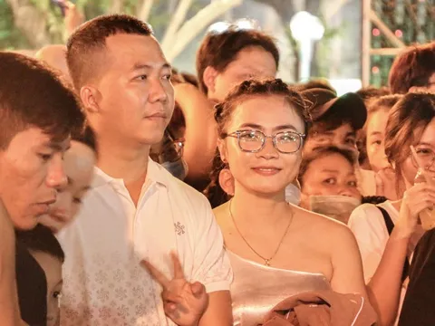 Du khách 'gia hạn' kỳ nghỉ vì Festival biển Nha Trang