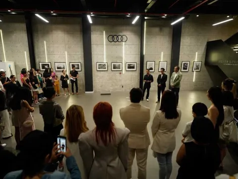 Mang nhiếp ảnh thủ công trở lại với cuộc sống