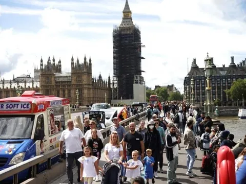 Anh triển khai hệ thống thu phí du khách mới