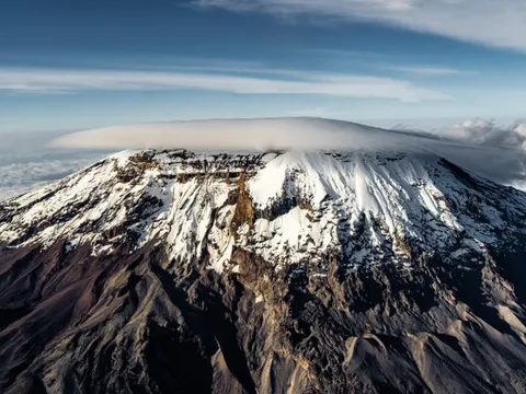 7 đỉnh núi đáng chinh phục trên thế giới
