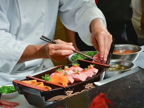 Tour ẩm thực cao cấp ở Nhật hút khách hạng sang