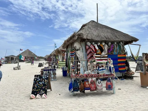 Âm thanh biển phương xa