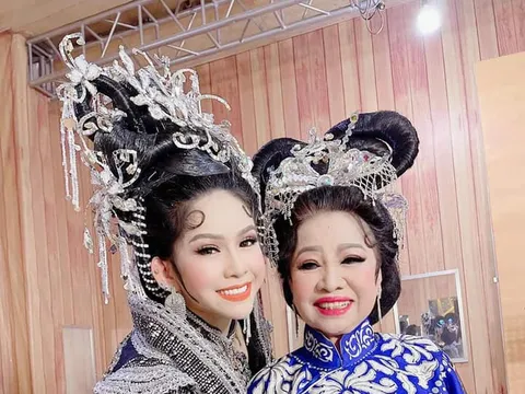 Kịch bản "Xử án Phi Giao" của soạn giả Bạch Mai đắt show