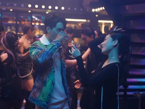 Mặt trái mạng xã hội lên phim Việt