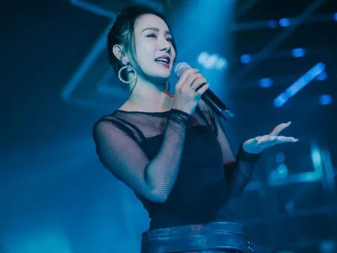 Hoang mang với "ca sĩ" TikTok