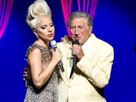 Lady Gaga phá vỡ im lặng về cái chết danh ca Tony Bennett