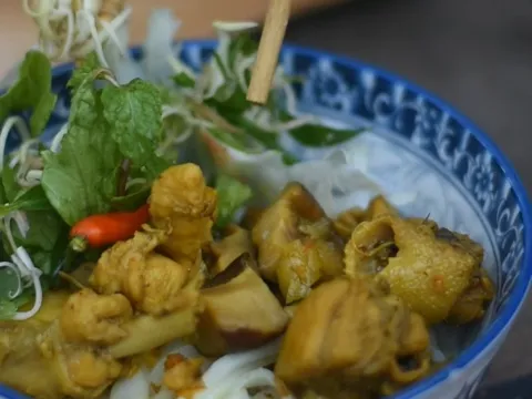 Mì Quảng kiểu người Quảng