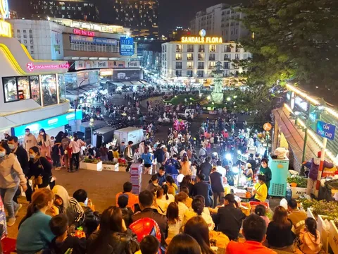 Du lịch bội thu dịp lễ