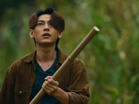 Bộ ba Isaac - Rocker Nguyễn - Lợi Trần đọ vẻ “soái ca”