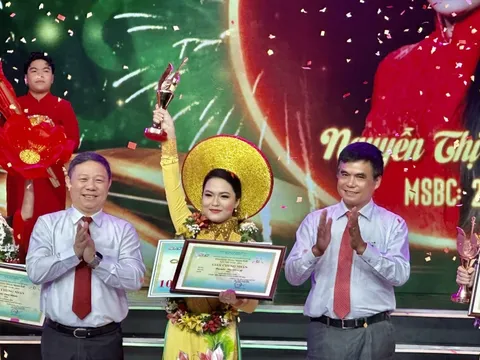 Thí sinh Nguyễn Thị Như Ý đoạt giải “Chuông vàng vọng cổ” 2023