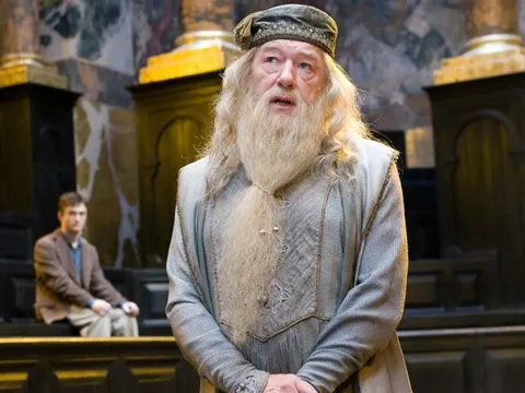 “Thầy Dumbledore” của Harry Potter qua đời