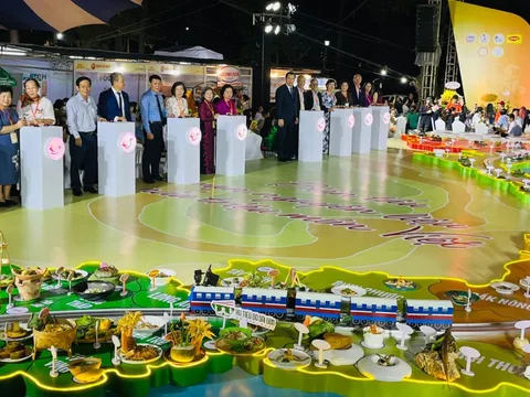 Độc đáo bản đồ ẩm thực Việt