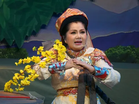 NSƯT Tú Sương, Trinh Trinh tạo điểm nhấn nổi bật cho vở "Xuân về trên đất Thăng Long"