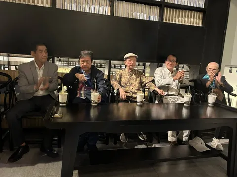 Đêm nhạc "Tìm nhau trao yêu thương"