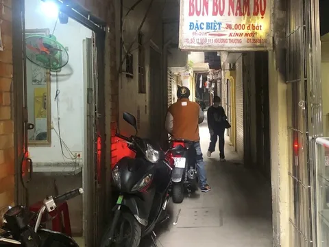 Bún bò 'múa lửa' ở Hà Nội