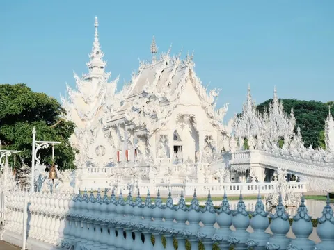 Chùa 'đổi màu' ở Thái Lan