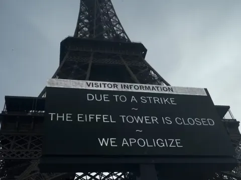 Tháp Eiffel đóng cửa