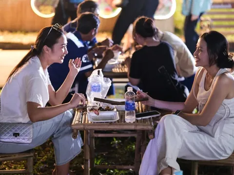 Mâm cỗ Tết cổ truyền miền Trung gây ấn tượng tại Lễ hội Tết Việt