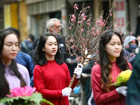Khai màn 'Tết Việt - Tết Phố'