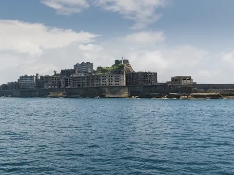 Nhật Bản không cho khách một mình đến 'đảo địa ngục'