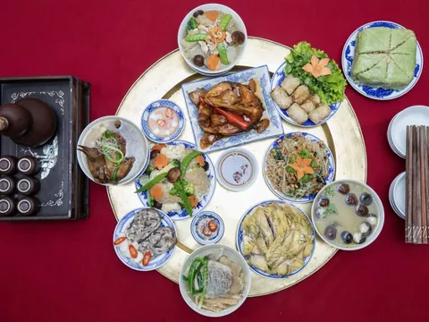 Nghệ nhân Ánh Tuyết tái hiện mâm cỗ Tết xưa của người Hà Nội