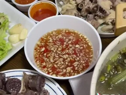 Văn hóa đãi cơm của người Việt trong mắt blogger Hàn Quốc