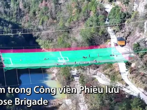 Sân chơi trên không lớn nhất thế giới thu hút khách