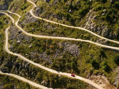 Con đường nguy hiểm nhất thế giới ở Thổ Nhĩ Kỳ, sơ hở là mất mạng