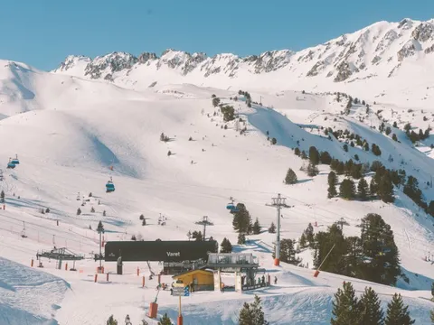 Một đêm ngủ trong lều tuyết Igloo 0 độ C