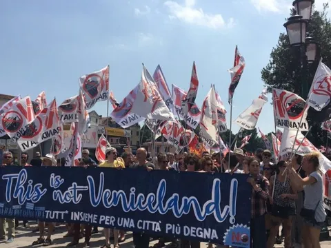 Biểu tình lan rộng khi Venice thu phí du lịch