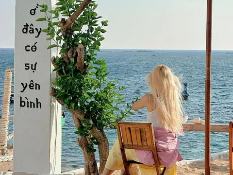 Loạt khách sạn mới toanh, view 'đỉnh' tại Phú Quý