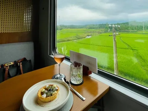Báo Mỹ nói về tàu du lịch xa xỉ của Việt Nam