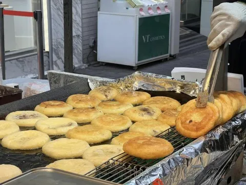 Bánh rán Hàn Quốc - món đường phố được du khách yêu thích