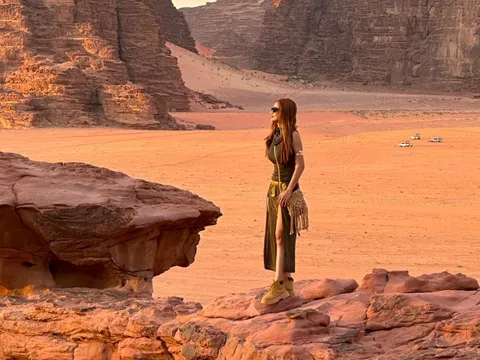 Tôi đến 'hành tinh cát' có thật ở Jordan