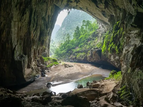 Quảng Bình kích hoạt tiềm năng du lịch của VQG Phong Nha - Kẻ Bàng