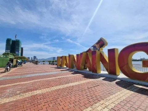 Điểm check-in gây hiểu nhầm 'thành phố say xỉn' ở Đà Nẵng