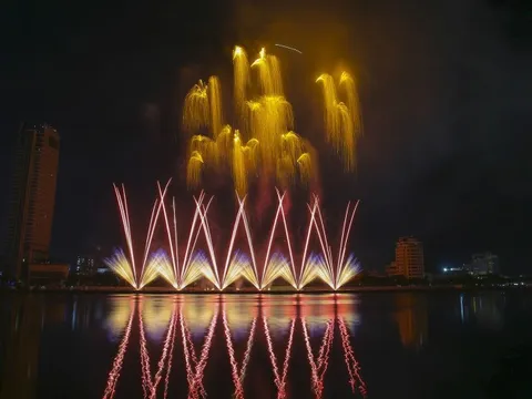 Đà Nẵng muốn một mùa hè 'không ngủ'