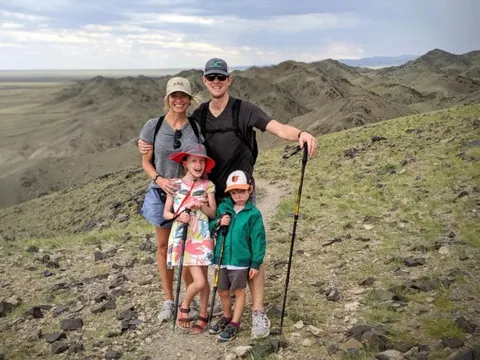 Bài học của gia đình rời nhà đi du lịch một năm