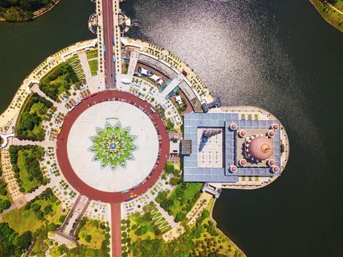 Lý do nên đến Malaysia mùa hè