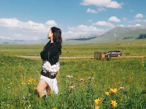 Tôi đến cao nguyên đẹp như mơ tại Tân Cương