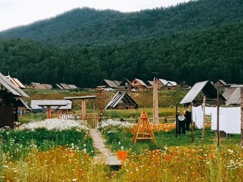 Tôi đến 'làng nguyên thủy' còn sót lại ở Trung Quốc