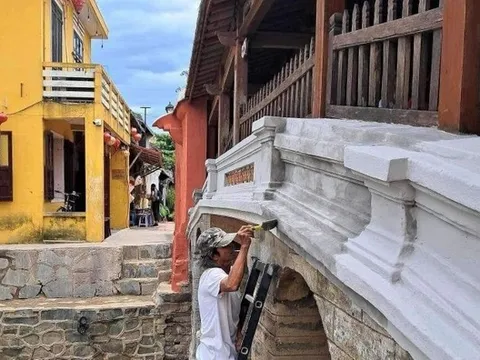 Hội An quét vôi lần 2 lên chùa Cầu