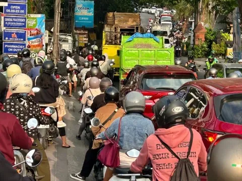 Cảnh ùn tắc nhức nhối tại 'thiên đường' Bali